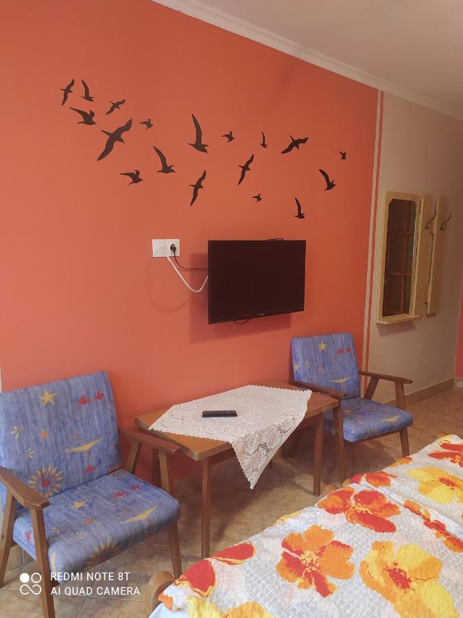 Apartmanhaz Gabriella 哈卡尼 外观 照片