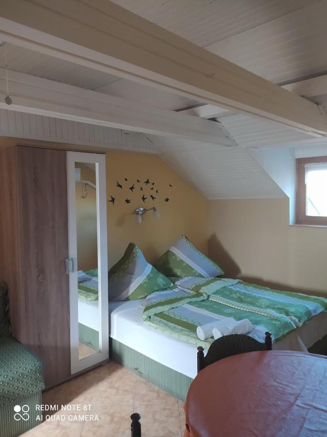 Apartmanhaz Gabriella 哈卡尼 外观 照片