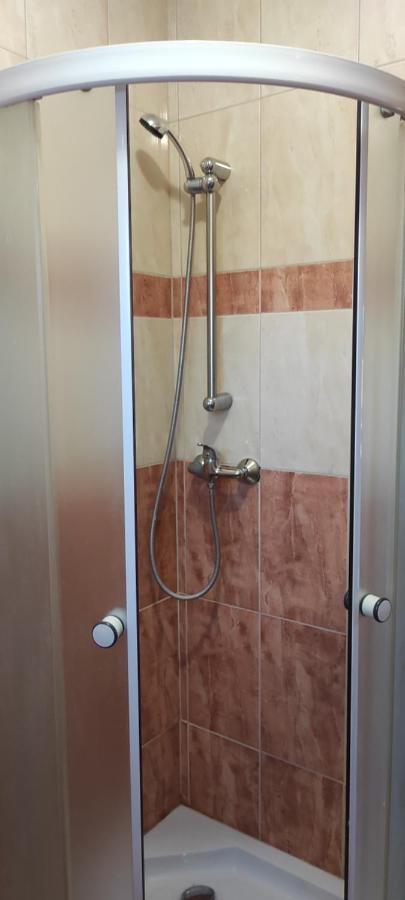 Apartmanhaz Gabriella 哈卡尼 外观 照片